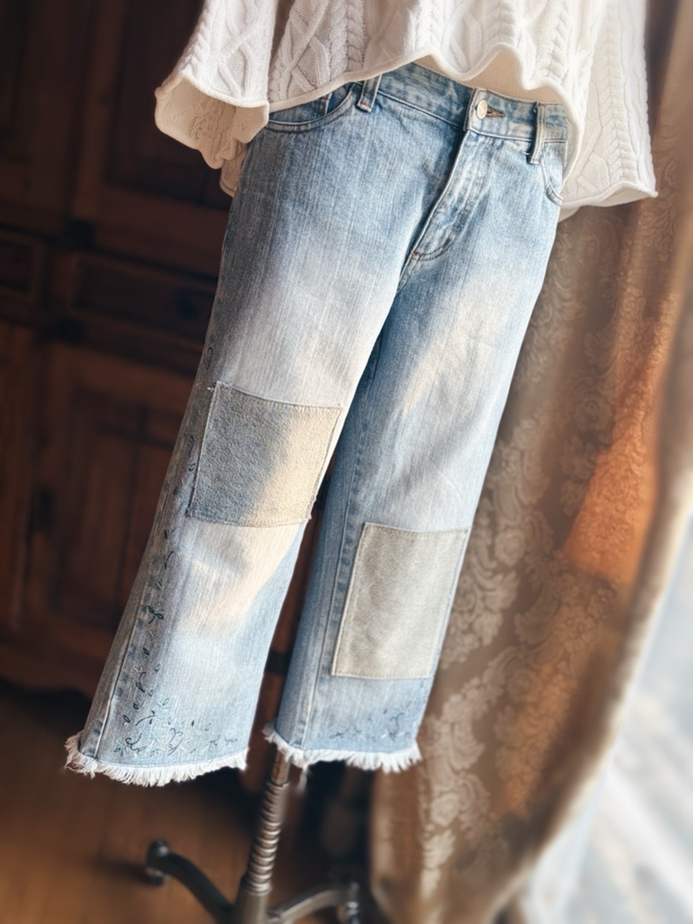 OOAK Artisan Upcycled Bleach Wash Patchwork Cropped Jeans 6P - Picture 3 of 12